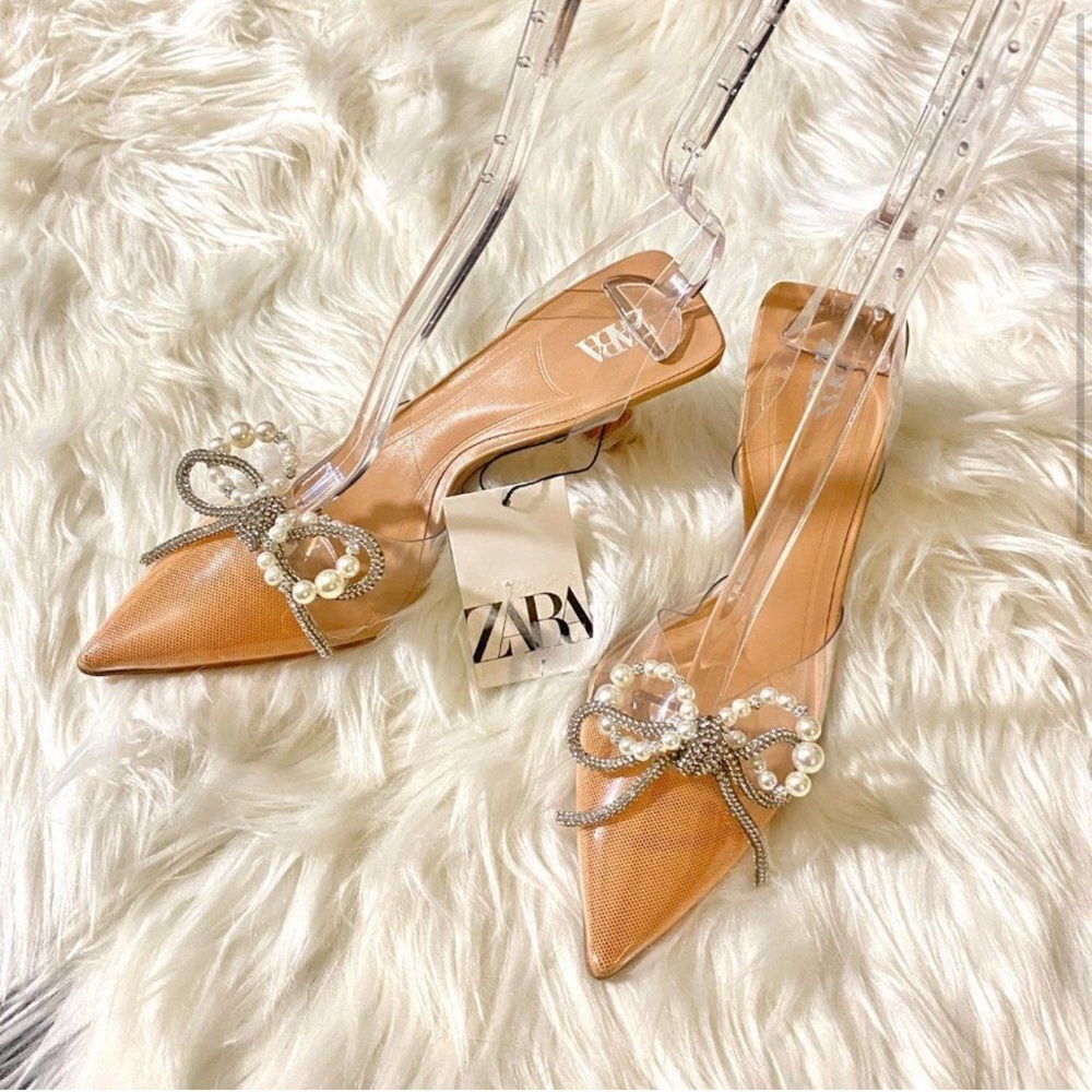 ZARA VINYL POINTED HEELS SANDALS
